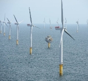 До 2030 року третину електроенергії Британії вироблятимуть вітряки,  розташовані у морі | Громадське телебачення